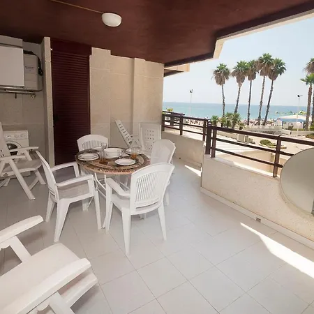 Enjoy The Beach In Calpe On The Front Line With Topacio IV Appartement Calp